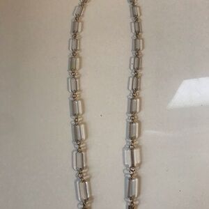 Elegant Gold and Clear Women's Sunglass chain